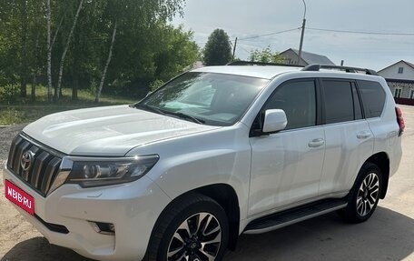 Toyota Land Cruiser Prado 150 рестайлинг 2, 2019 год, 3 500 000 рублей, 1 фотография