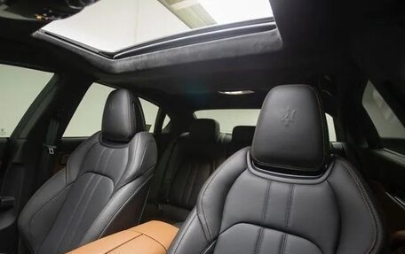 Maserati Quattroporte VI, 2022 год, 18 546 000 рублей, 16 фотография