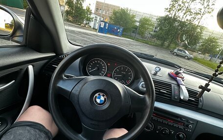 BMW 1 серия, 2008 год, 700 000 рублей, 4 фотография