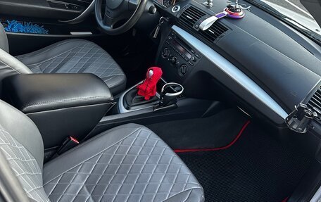 BMW 1 серия, 2008 год, 700 000 рублей, 8 фотография