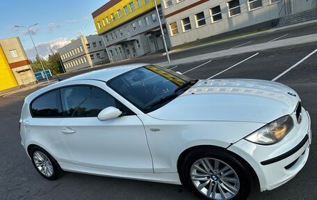 BMW 1 серия, 2008 год, 700 000 рублей, 12 фотография