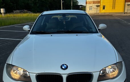 BMW 1 серия, 2008 год, 700 000 рублей, 13 фотография