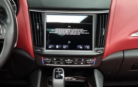 Maserati Levante I, 2022 год, 5 468 000 рублей, 9 фотография