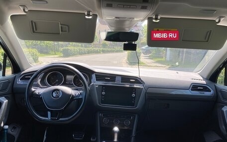 Volkswagen Tiguan II, 2019 год, 2 255 000 рублей, 2 фотография