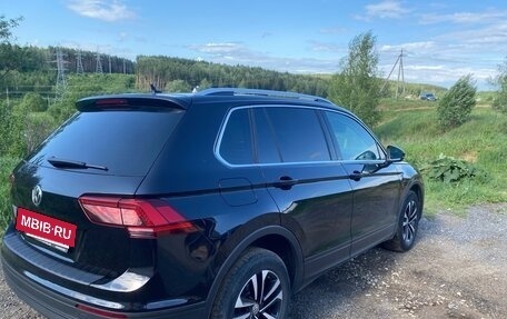 Volkswagen Tiguan II, 2019 год, 2 255 000 рублей, 15 фотография