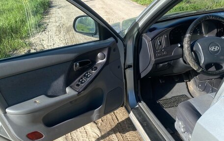 Hyundai Elantra III, 2004 год, 215 000 рублей, 2 фотография