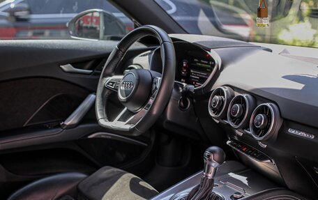 Audi TT, 2018 год, 3 800 000 рублей, 15 фотография