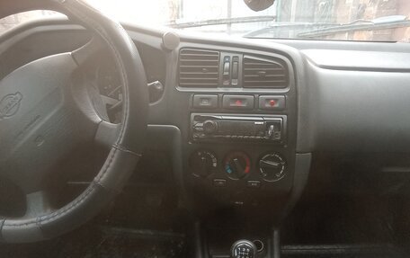 Nissan Primera II рестайлинг, 1999 год, 140 000 рублей, 20 фотография