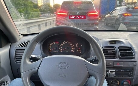 Hyundai Accent II, 2005 год, 310 000 рублей, 8 фотография