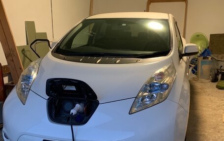 Nissan Leaf I, 2013 год, 880 000 рублей, 11 фотография