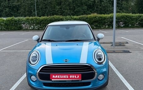 MINI Hatch, 2018 год, 1 950 000 рублей, 8 фотография