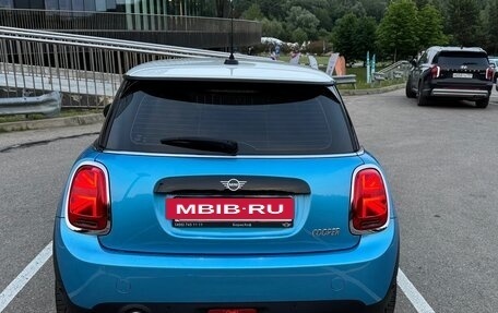 MINI Hatch, 2018 год, 1 950 000 рублей, 6 фотография