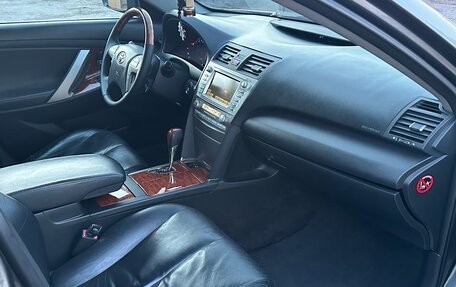Toyota Camry, 2010 год, 1 530 000 рублей, 7 фотография