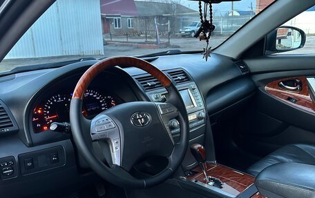 Toyota Camry, 2010 год, 1 530 000 рублей, 6 фотография