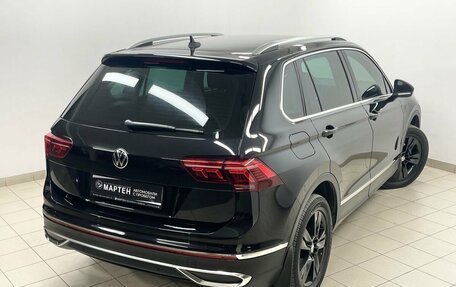 Volkswagen Tiguan II, 2021 год, 3 099 000 рублей, 9 фотография