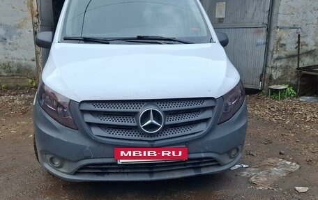 Mercedes-Benz Vito, 2015 год, 1 980 000 рублей, 10 фотография