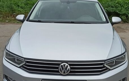 Volkswagen Passat B8 рестайлинг, 2017 год, 1 650 000 рублей, 3 фотография
