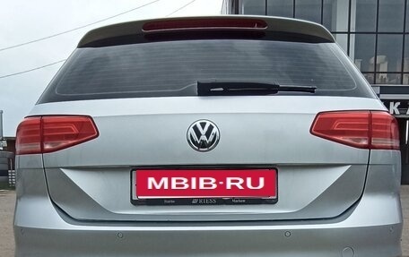 Volkswagen Passat B8 рестайлинг, 2017 год, 1 650 000 рублей, 8 фотография
