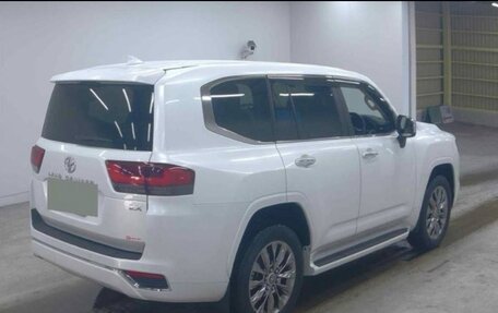 Toyota Land Cruiser, 2022 год, 8 999 000 рублей, 2 фотография