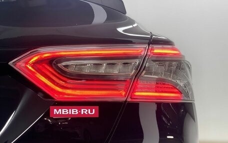 Toyota Camry, 2021 год, 3 079 000 рублей, 10 фотография