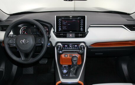 Toyota RAV4, 2022 год, 4 389 000 рублей, 11 фотография