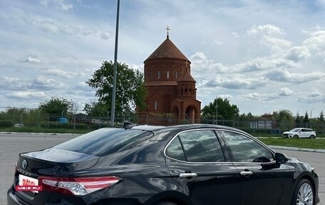 Toyota Camry, 2023 год, 4 050 000 рублей, 6 фотография
