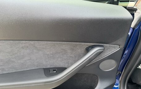 Tesla Model Y I, 2021 год, 4 050 000 рублей, 13 фотография