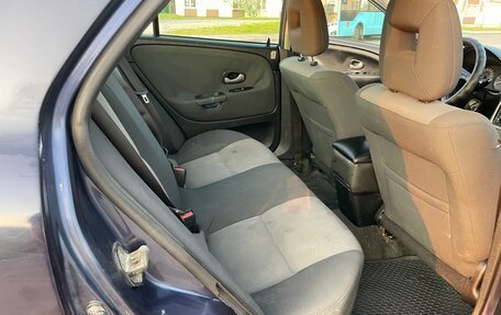 Mitsubishi Carisma I, 2002 год, 175 000 рублей, 18 фотография