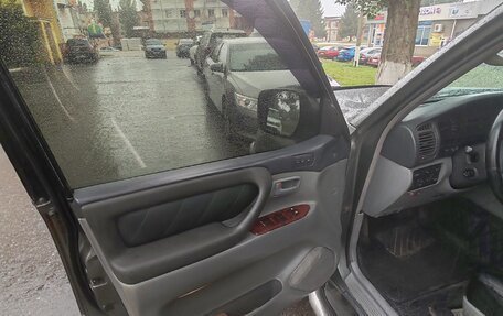 Toyota Land Cruiser 100 рестайлинг 2, 2000 год, 1 300 000 рублей, 8 фотография