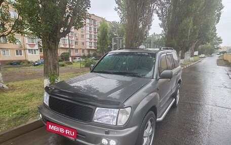 Toyota Land Cruiser 100 рестайлинг 2, 2000 год, 1 300 000 рублей, 17 фотография