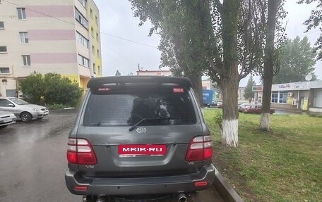 Toyota Land Cruiser 100 рестайлинг 2, 2000 год, 1 300 000 рублей, 12 фотография