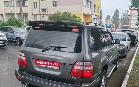 Toyota Land Cruiser 100 рестайлинг 2, 2000 год, 1 300 000 рублей, 7 фотография