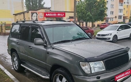 Toyota Land Cruiser 100 рестайлинг 2, 2000 год, 1 300 000 рублей, 18 фотография