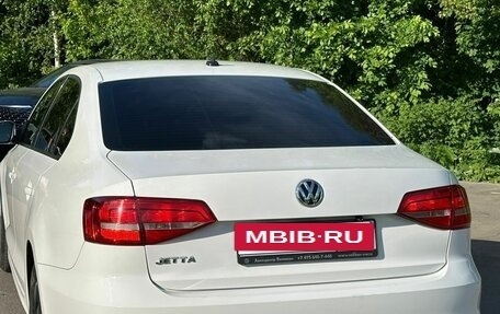 Volkswagen Jetta VI, 2015 год, 1 200 000 рублей, 2 фотография