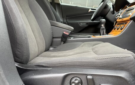 Volkswagen Passat B6, 2005 год, 645 000 рублей, 13 фотография