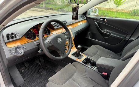 Volkswagen Passat B6, 2005 год, 645 000 рублей, 9 фотография