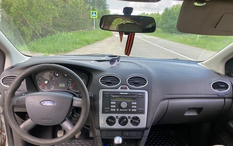 Ford Focus II рестайлинг, 2005 год, 470 000 рублей, 13 фотография