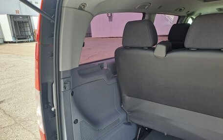 Mercedes-Benz V-Класс, 2010 год, 2 100 000 рублей, 12 фотография