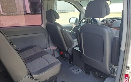 Mercedes-Benz V-Класс, 2010 год, 2 100 000 рублей, 3 фотография
