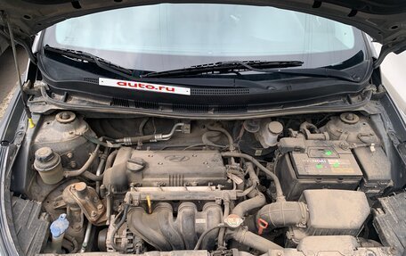 Hyundai Solaris II рестайлинг, 2013 год, 865 000 рублей, 16 фотография
