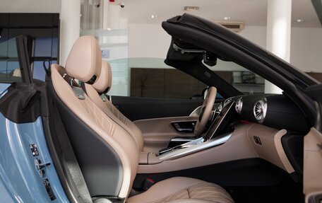 Mercedes-Benz SL-Класс AMG, 2024 год, 27 000 000 рублей, 11 фотография
