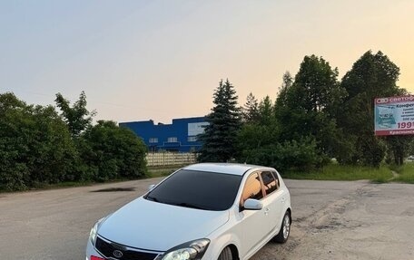 KIA cee'd I рестайлинг, 2010 год, 865 000 рублей, 4 фотография