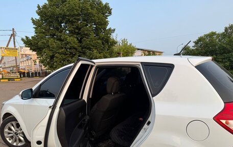 KIA cee'd I рестайлинг, 2010 год, 865 000 рублей, 13 фотография