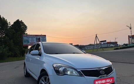 KIA cee'd I рестайлинг, 2010 год, 865 000 рублей, 16 фотография
