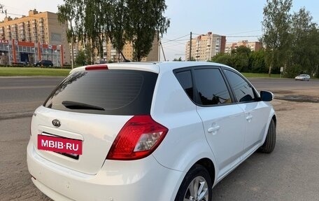 KIA cee'd I рестайлинг, 2010 год, 865 000 рублей, 20 фотография