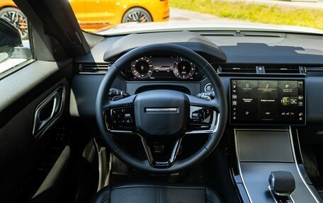 Land Rover Range Rover Velar I, 2023 год, 8 800 000 рублей, 15 фотография