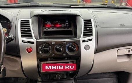 Mitsubishi Pajero Sport II рестайлинг, 2011 год, 1 065 000 рублей, 13 фотография
