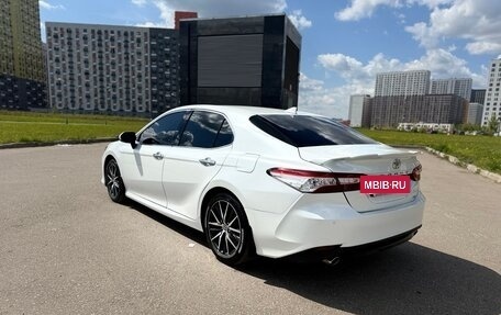 Toyota Camry, 2019 год, 2 220 000 рублей, 4 фотография