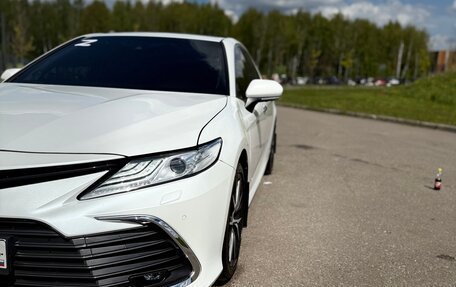 Toyota Camry, 2019 год, 2 220 000 рублей, 6 фотография