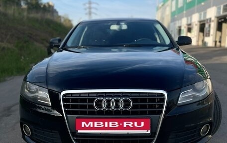 Audi A4, 2010 год, 1 100 000 рублей, 10 фотография